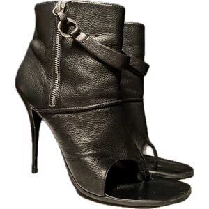 Giuseppe Zanotti Leather Open Toe Leather Ankle Boots with Zippers EU39